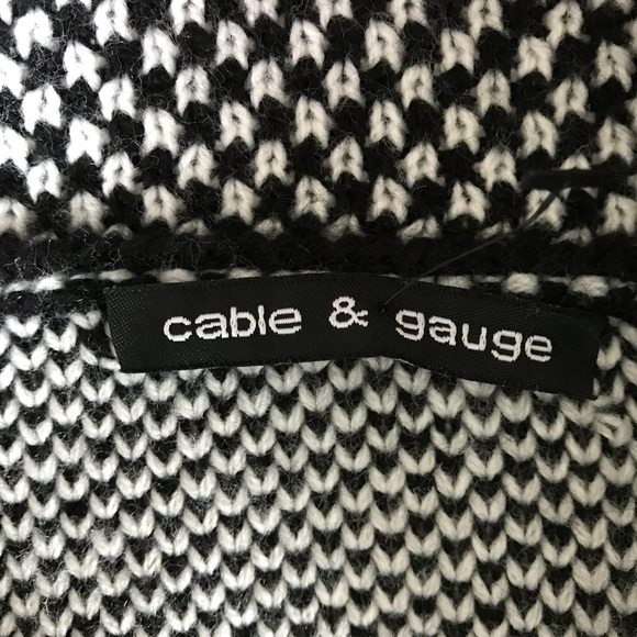 Cable & Gauge Buffalo Plaid w/Tassel Sweater Coat - Picture 7 of 7